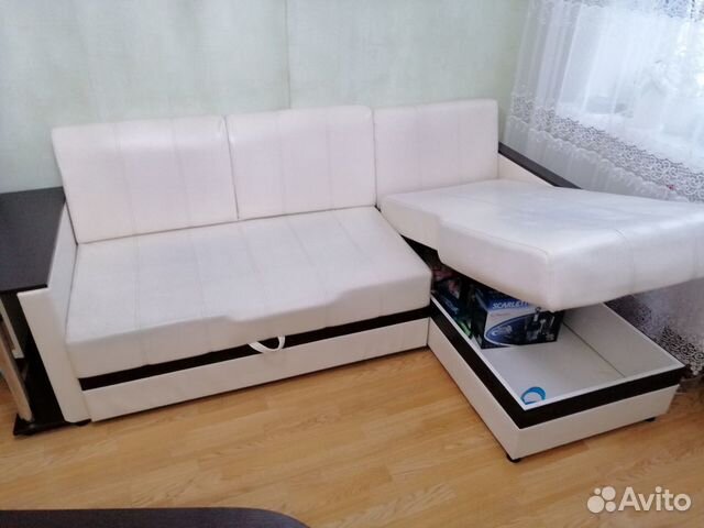 Диван