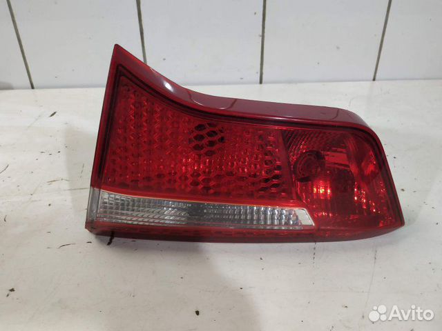 Фонарь в крышку правый 924044X000 Kia Rio 3 Фонарь в крышку правый 924044X000 Kia Rio 3