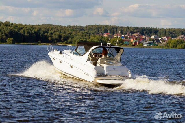 Моторная яхта Wellcraft Martinique 3700 Моторная яхта Wellcraft Martinique 3700