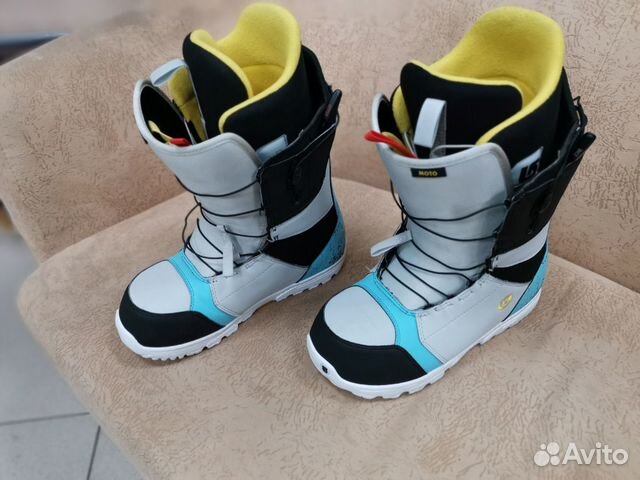 Сноуборд. Крепления для сноуборда. Боты