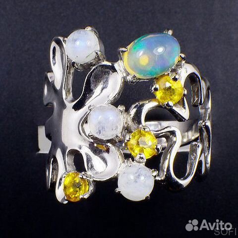 Серебряное кольцо с опалом и фианитом натуральным