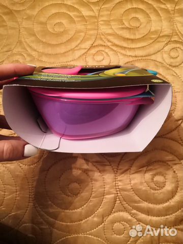 Комплект посуды Tommee Tippee с крышкой, новый