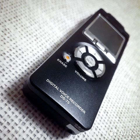 Диктофон Olympus DS-75 Диктофон Olympus DS-75