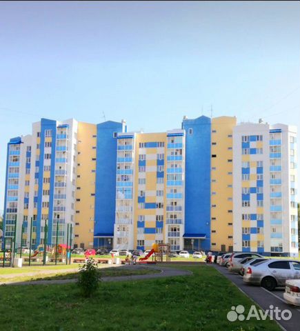 2-к квартира, 57 м², 1/10 эт.