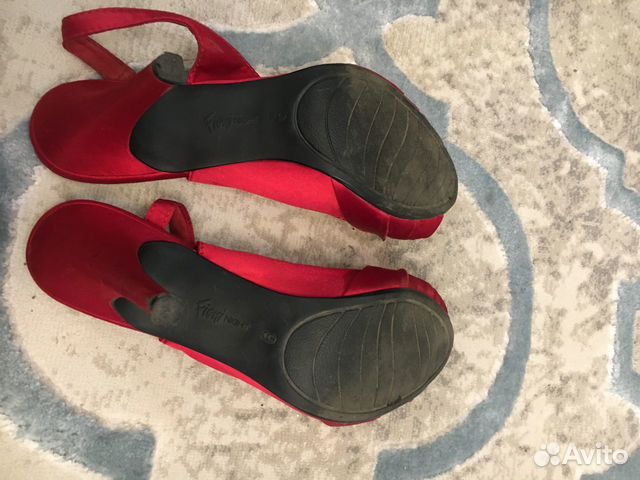 Туфли красные атласные 40 fioni night