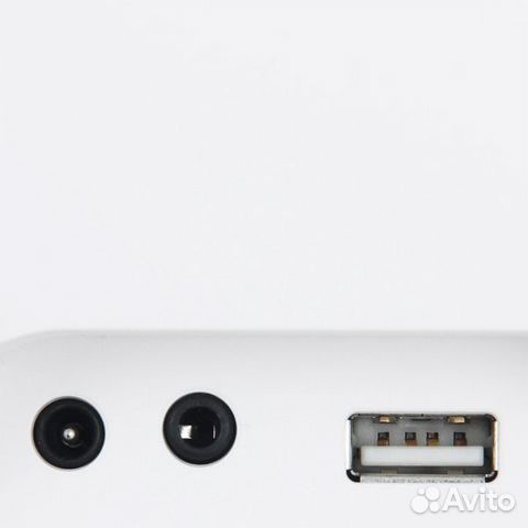 Док-станция с акустикой JBL OnBeat Mini White Док-станция с акустикой JBL OnBeat Mini White