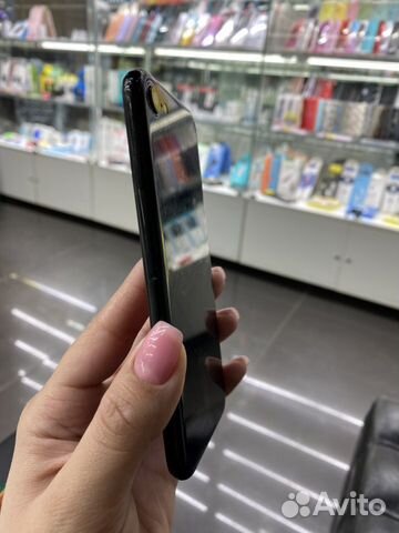 Б/У iPhone 7 Б/У iPhone 7
