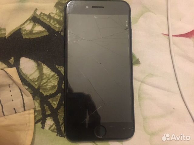 Телефон iPhone Телефон iPhone