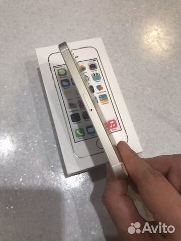Телефон iPhone 5S Телефон iPhone 5S