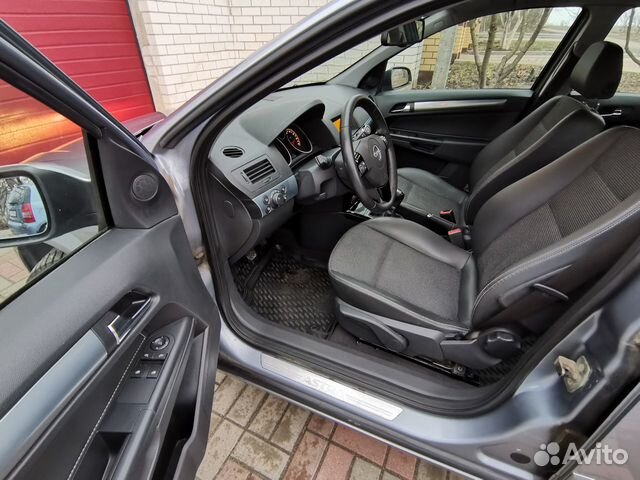 Opel Astra 1.6 МТ, 2009, 140 000 км