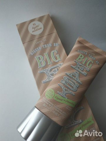 Тональный крем Benefit 03 light medium