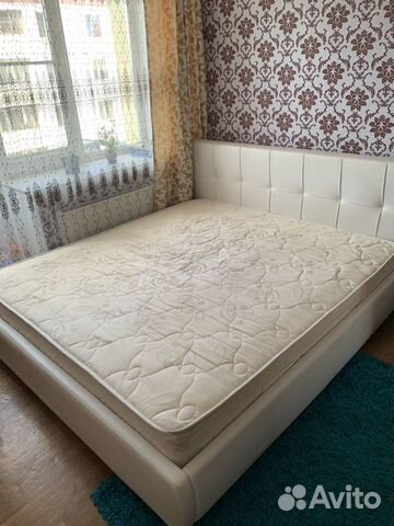 Кровать Кровать