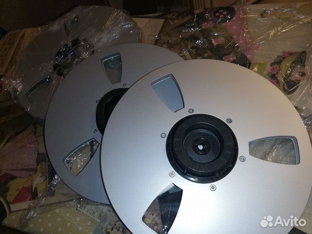Продам металлические магнитофонные катушки