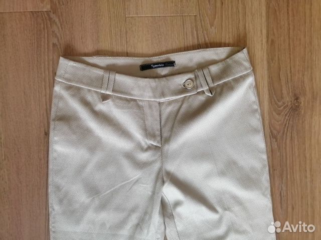 Штаны брюки 44-46 р. бежевый цвет. новые Штаны брюки 44-46 р. бежевый цвет. новые
