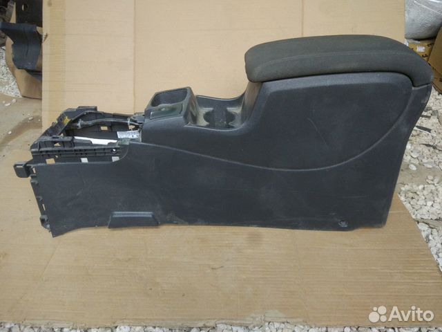 Подлокотник Renault Koleos