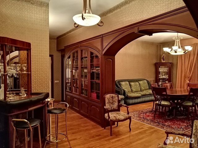 2-к квартира, 76.7 м², 6/10 эт.