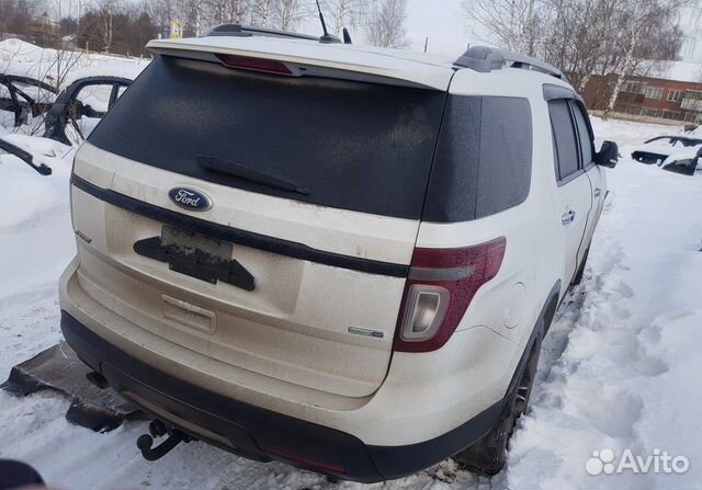 Ford Explorer V 3.5 ат 2013 г