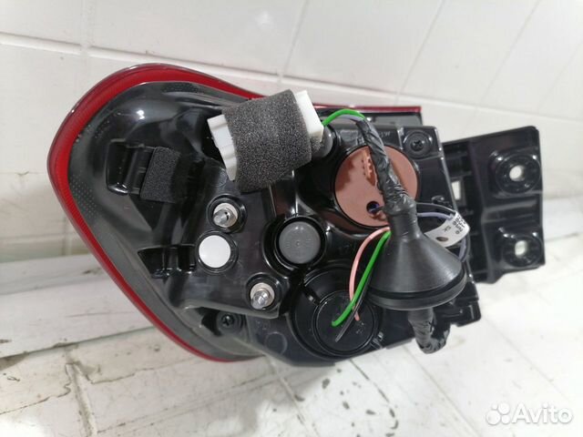 Фонарь внешний задний правый Kia Ceed 3 хэтчбек Фонарь внешний задний правый Kia Ceed 3 хэтчбек