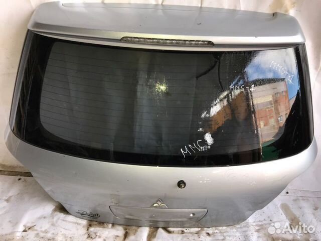 Крышка багажника задняя Mitsubishi Outlander CU Крышка багажника задняя Mitsubishi Outlander CU