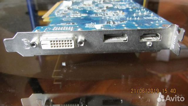 Видеокарта Radeon HD 6670 2 gb Видеокарта Radeon HD 6670 2 gb