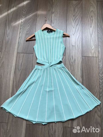 Платье Elisabetta Franchi Платье Elisabetta Franchi