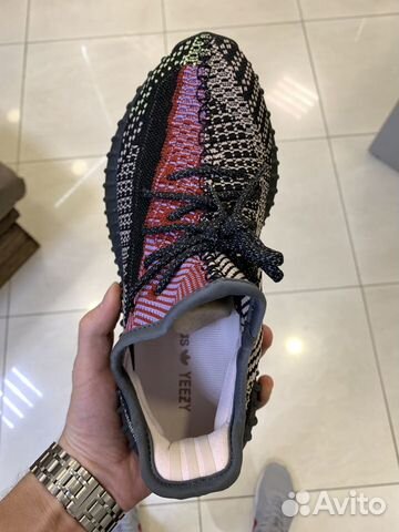 Кроссовки Adidas Yeezy Boost 350 V2 Yecheil новые Кроссовки Adidas Yeezy Boost 350 V2 Yecheil новые