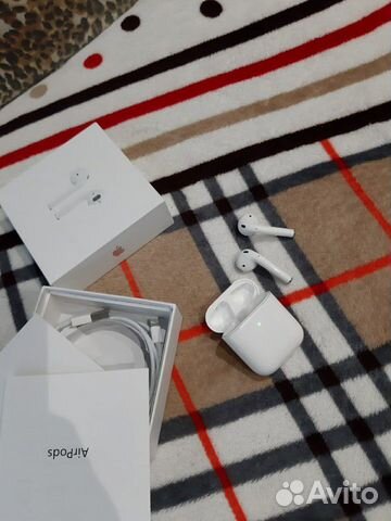 Airpods 2 б/у Airpods 2 б/у