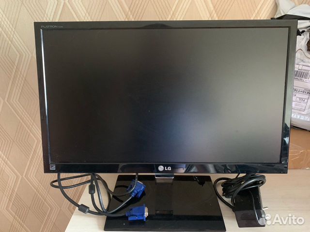 Монитор LG flatron E2260T-PN