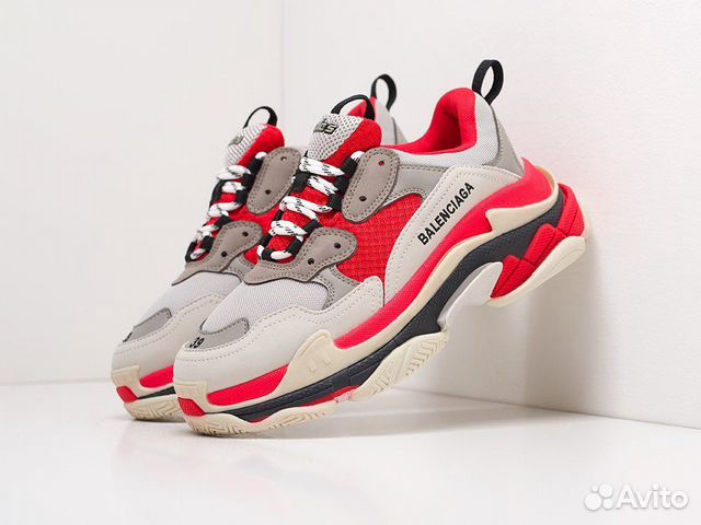 Кроссовки Balenciaga Triple S Кроссовки Balenciaga Triple S