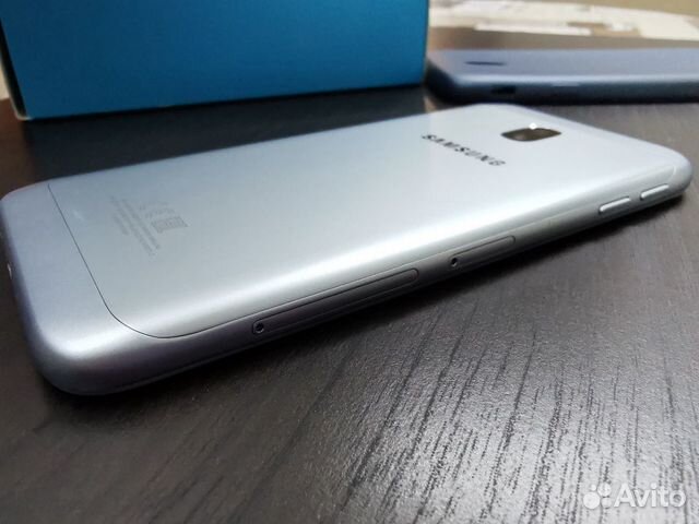 Телефон Samsung J3 2017 Телефон Samsung J3 2017