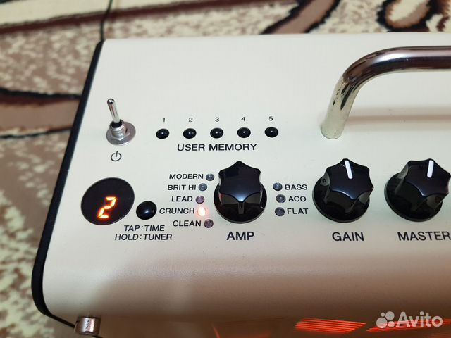 Комбоусилитель Yamaha THR-10 Комбоусилитель Yamaha THR-10