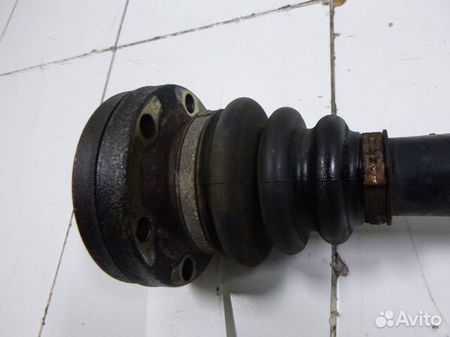 Полуось задняя BMW 5 серия E60 E61 Полуось задняя BMW 5 серия E60 E61