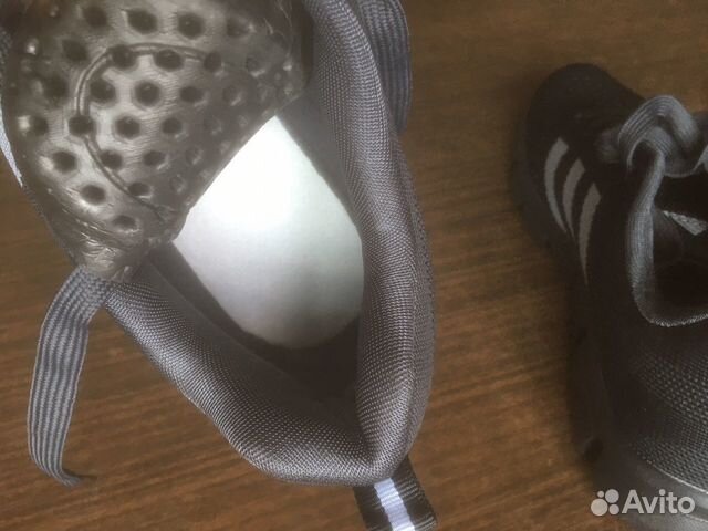 Кроссовки adidas