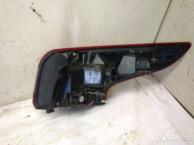 Фонарь задний наружный левый (Nissan Qashqai) Фонарь задний наружный левый (Nissan Qashqai)