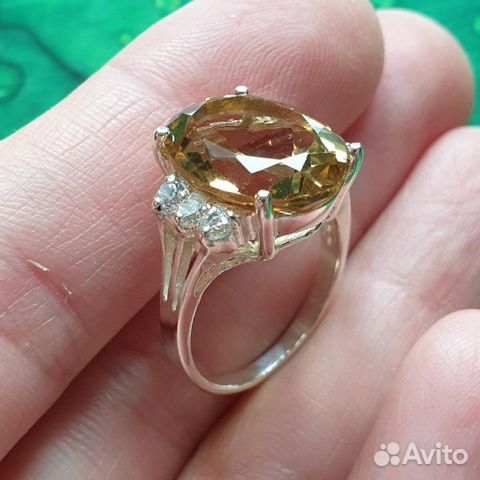 Серебряное кольцо с цитрином