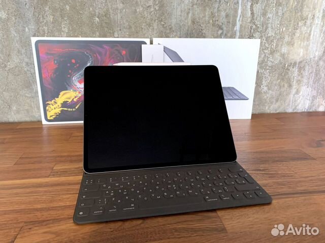 iPad Pro 12.9 2018 + Smart Keyboard Folio + Pencil iPad Pro 12.9 2018 + Smart Keyboard Folio + Pencil