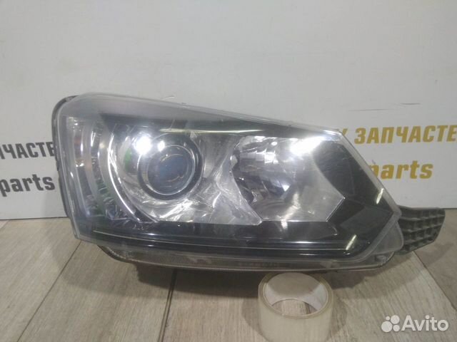 Фара ксенон правая Шкода Ети Skoda Yeti рестайлинг Фара ксенон правая Шкода Ети Skoda Yeti рестайлинг
