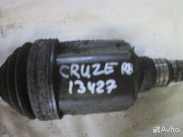 Привод правый Chevrolet Cruze 1.8 МКПП 2010 год Привод правый Chevrolet Cruze 1.8 МКПП 2010 год