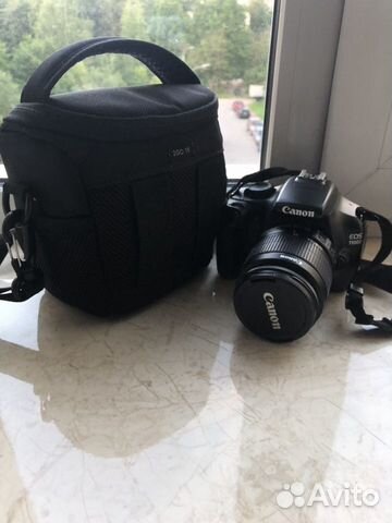 Зеркальный фотоаппарат Canon EOS 1100 D Зеркальный фотоаппарат Canon EOS 1100 D
