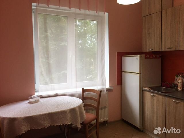 

1-к. квартира, 32 м², 2/8 эт.