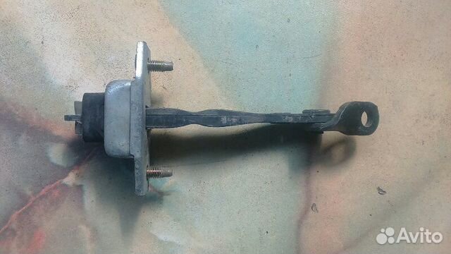 Ограничитель двери передний правый Toyota Mark Ii