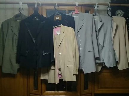 Костюм женский с брюками