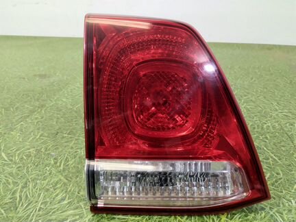 Фонарь задний левый Toyota Land Cruiser 200 J200
