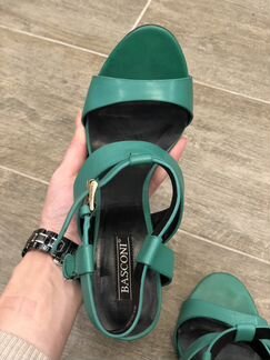 Новые босоножки Basconi натуральная кожа