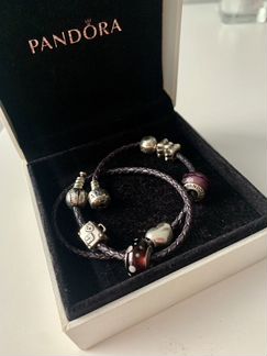 Браслет Pandora, семь шармов, в отличном состоянии