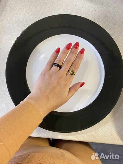 Тарелки IKEA 33см