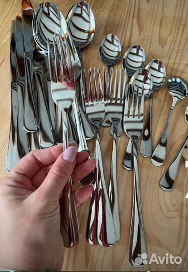 Набор столовых приборов на 6 персон. Новый