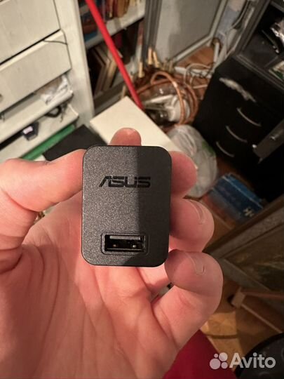 Блок питания для телефона