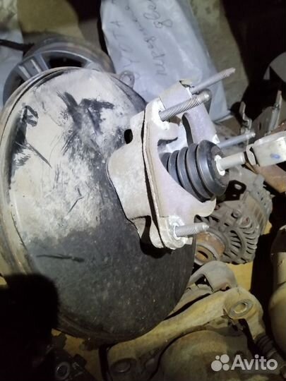 Вакуумный усилитель Nissan Qashqai цилиндр