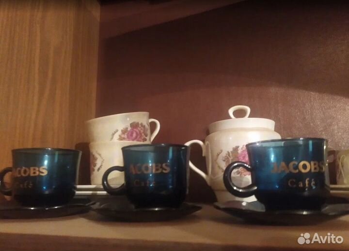 Набор кофейных чашек с блюдцами